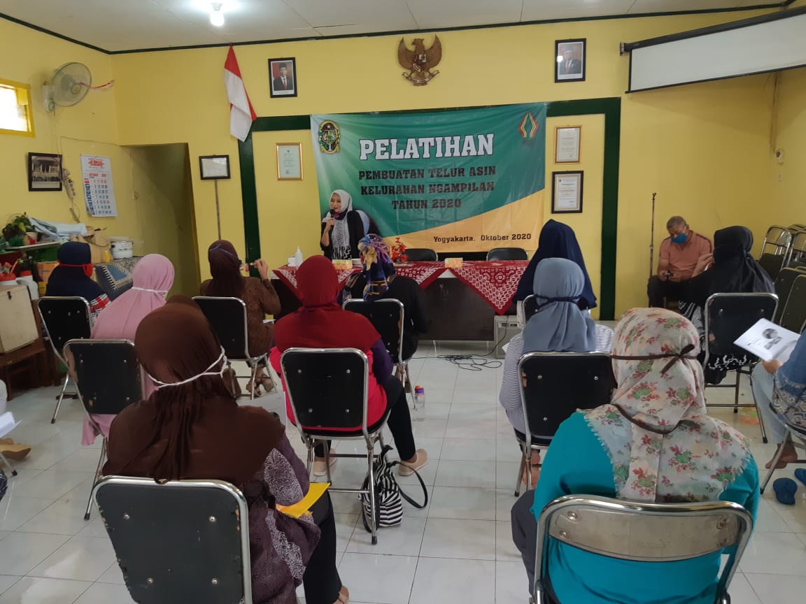 Pelatihan Pembuatan Telur Asin